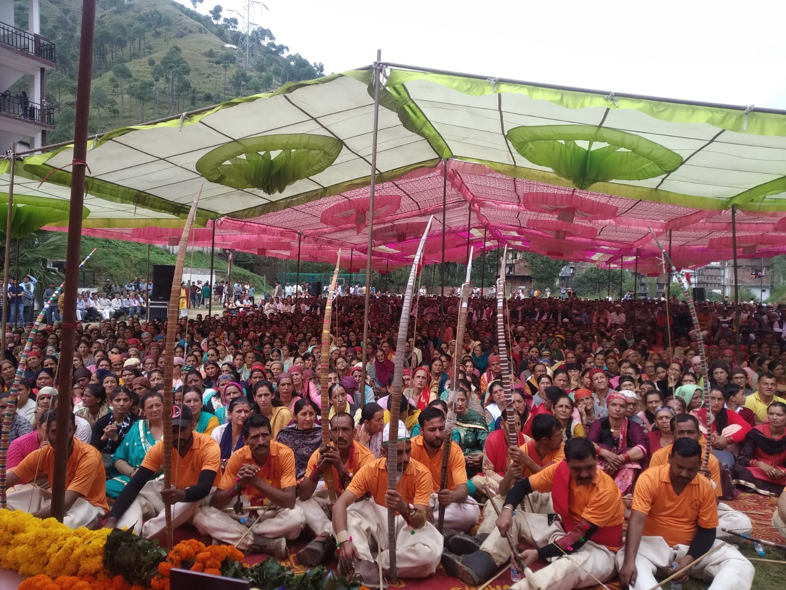 हाटी संस्कृति की झलकि