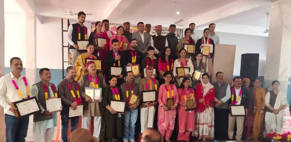 पांवटा साहिब और नोहराधार (सिरमौर, हिमाचल प्रदेश) में पुरस्कार कार्यक्रम |