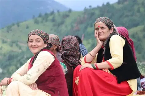 हाटी पहनावा एवं श्रृंगार