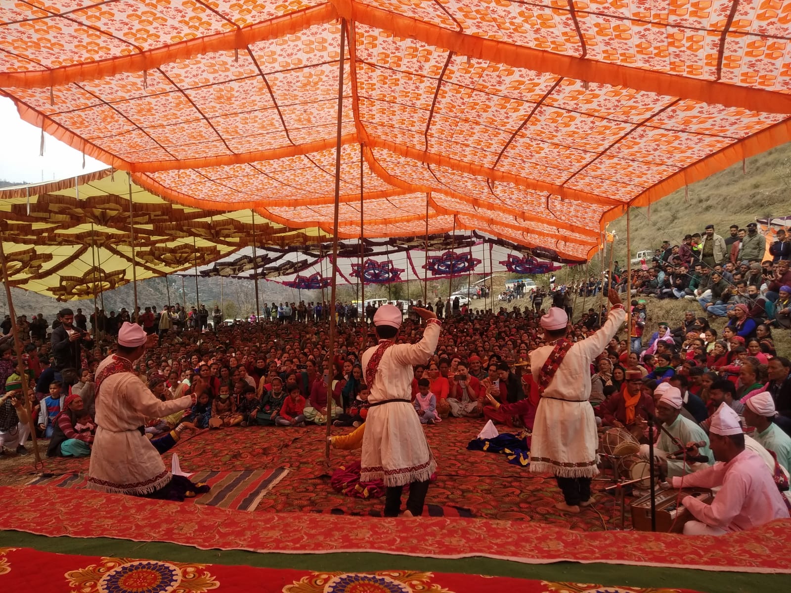 हाटी संस्कृति की झलकि